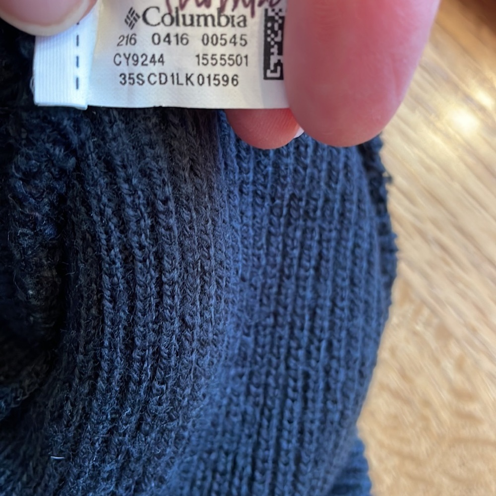 ❄️Stocking Caps❄️ - Picture 3 of 3